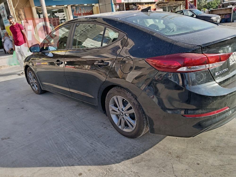 هیوندای ئەلەنترا